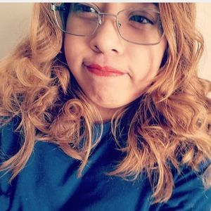 Meet your Posher, Julissa